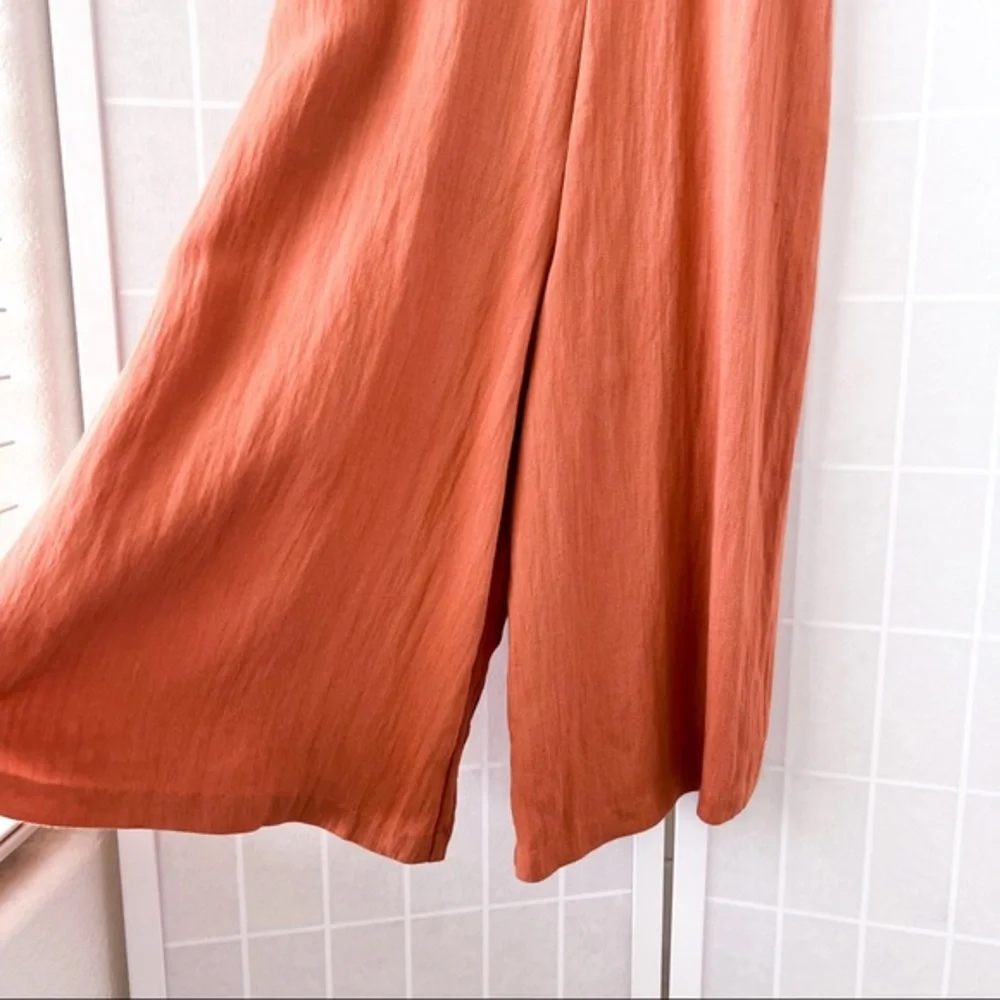 GIANNI BINI Orange Woven V Neck Cropped Wide Leg Jumpsuit - Picture 12 of 14
